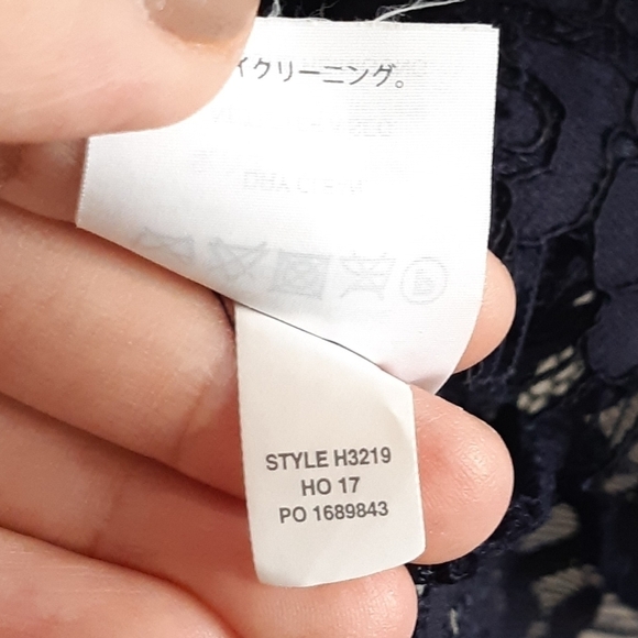 𝅺J.CREW Lace Tall Blouse with Built-in Cami Tank Navy Blue Size 2T - Picture 9 of 9